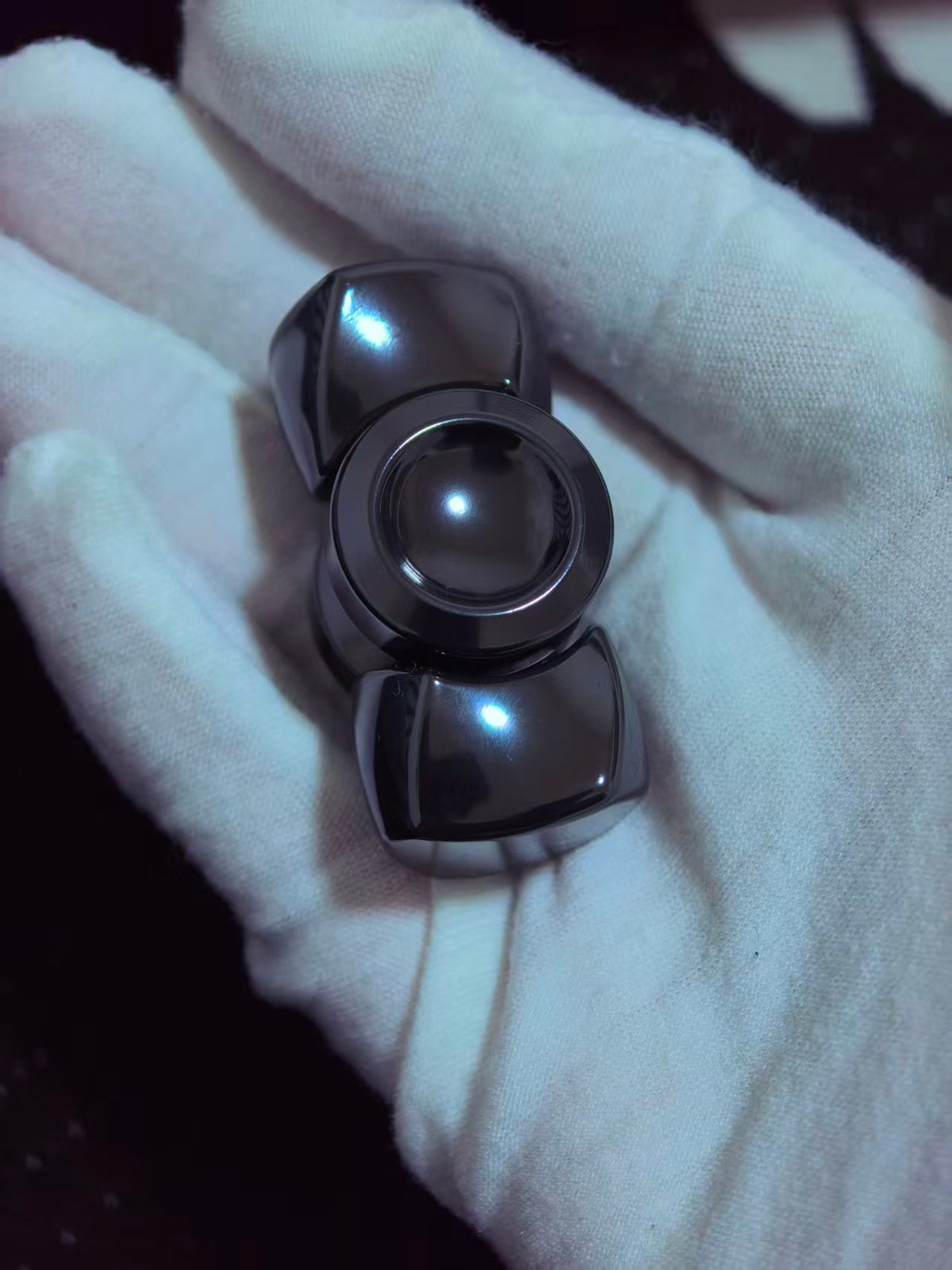 Zhen Zirconium Polished