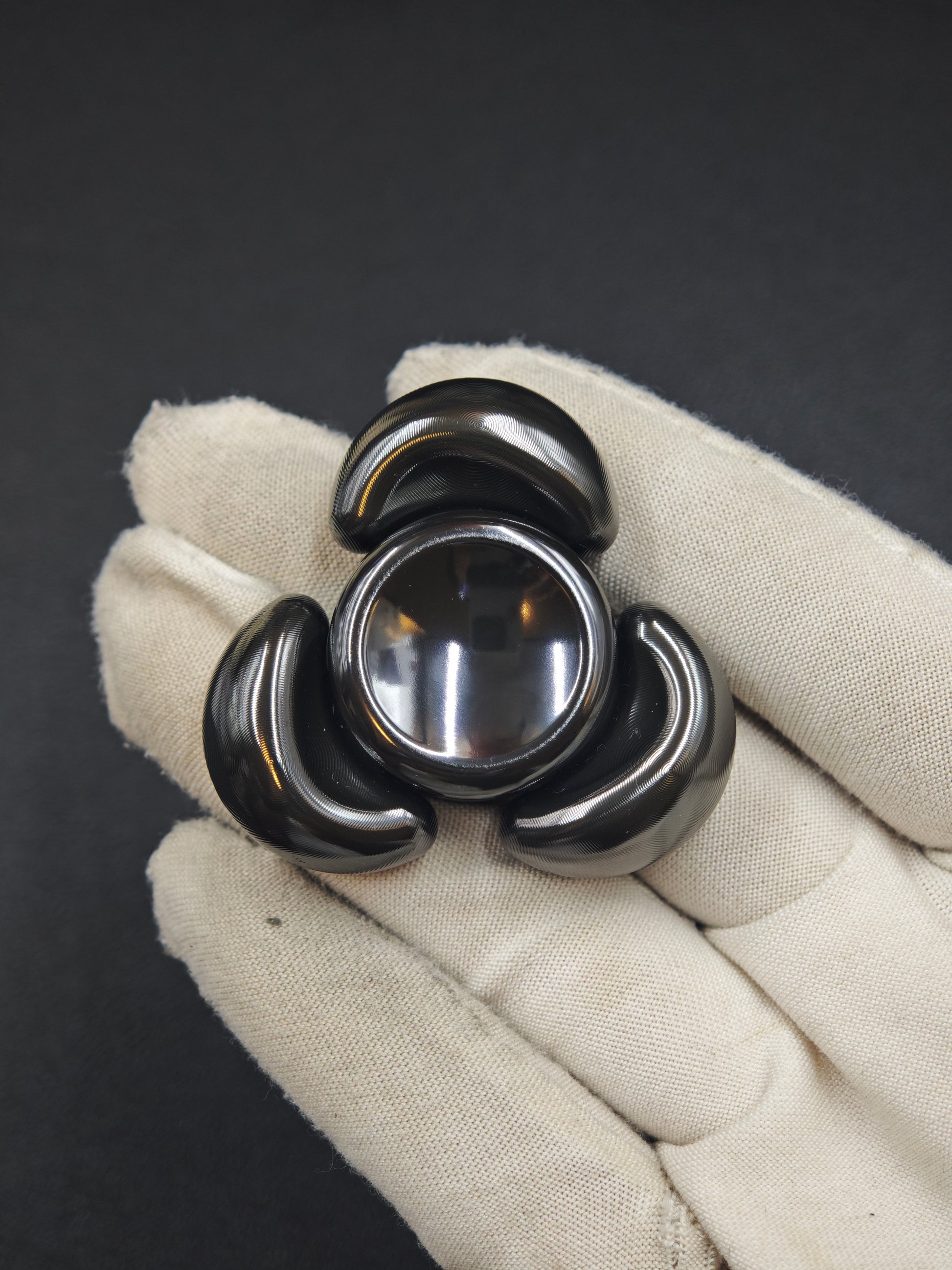 sandan Zirconium