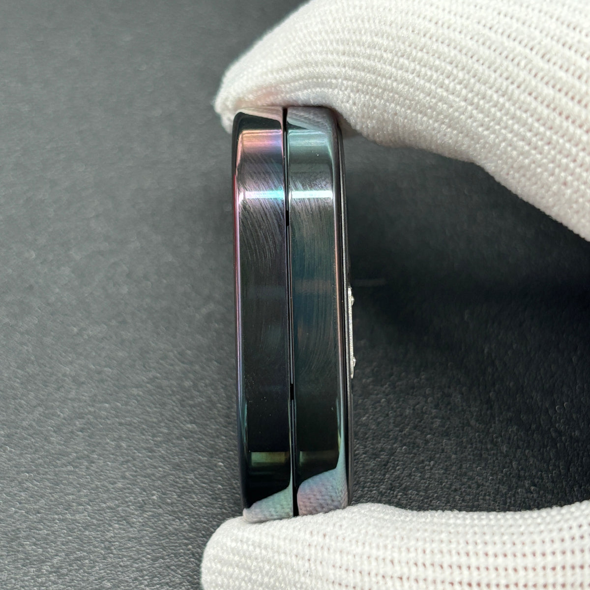 Groove Zirconium Oil Slick