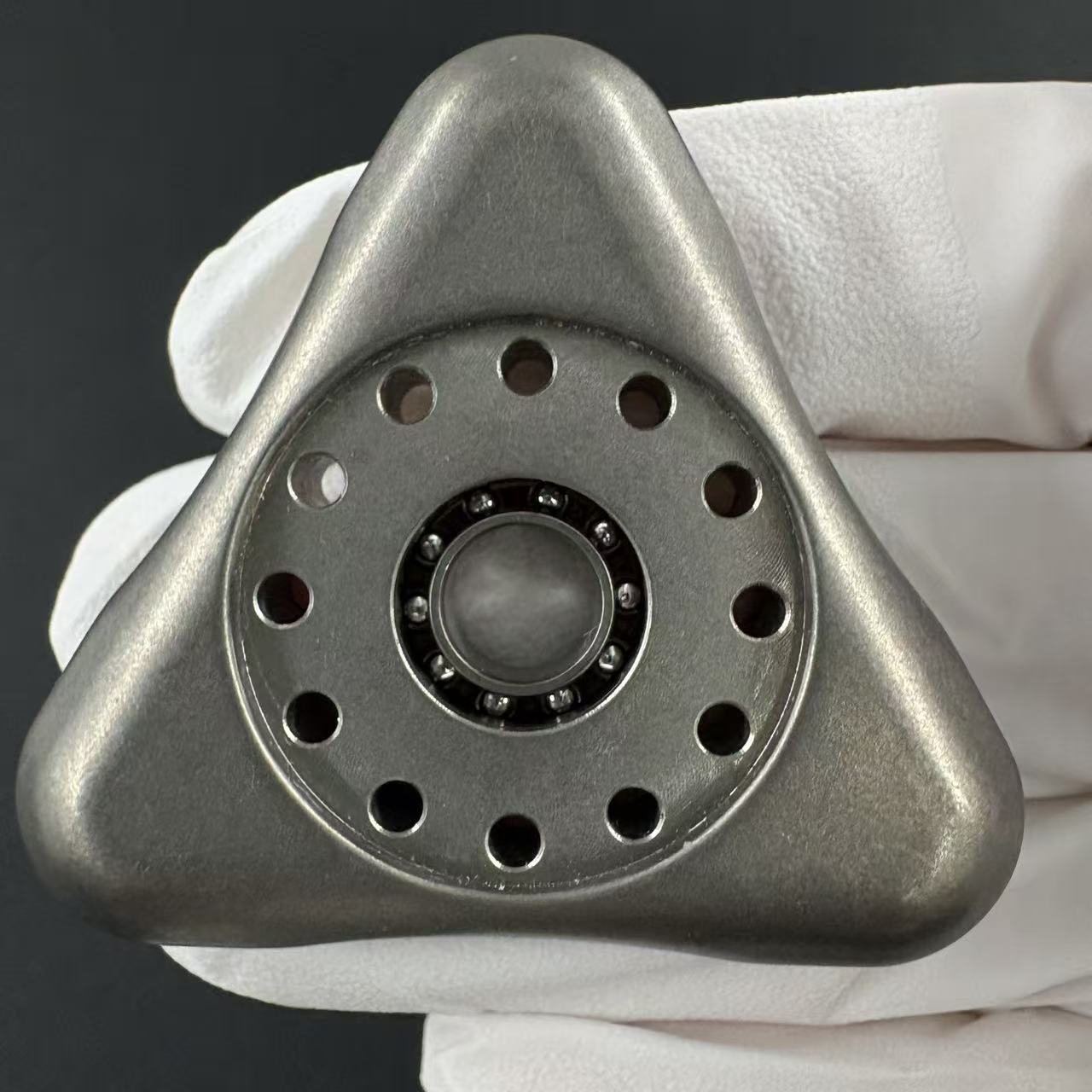 Little Triangle Titanium