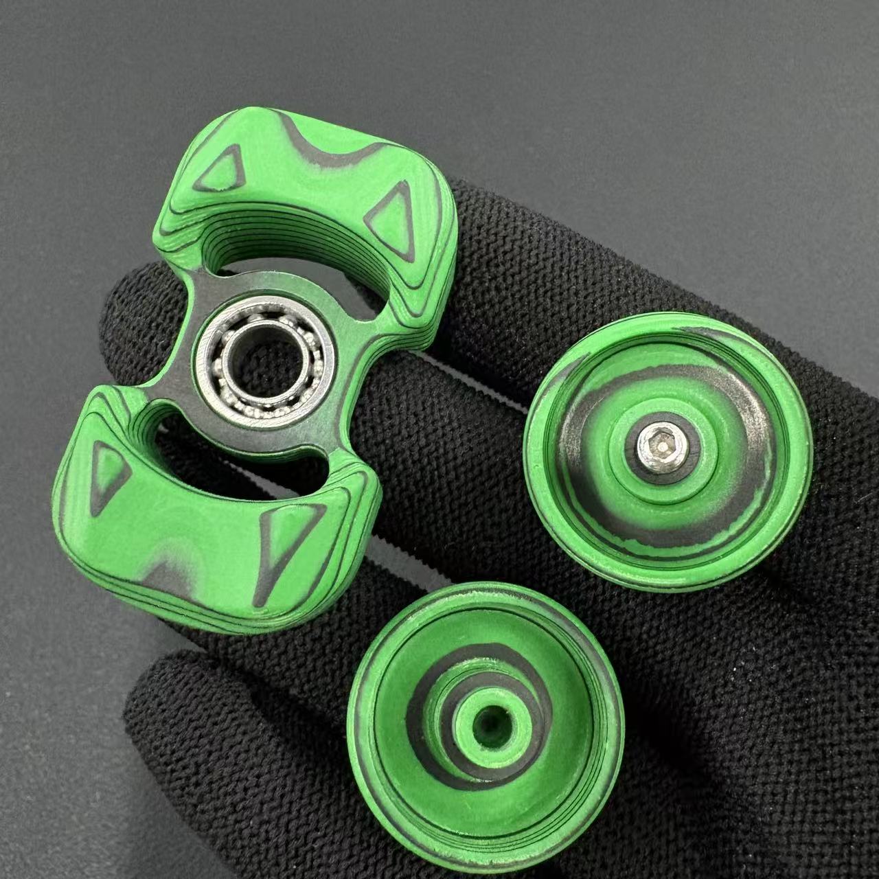 Spindle Batch Ii Carbon Quartz