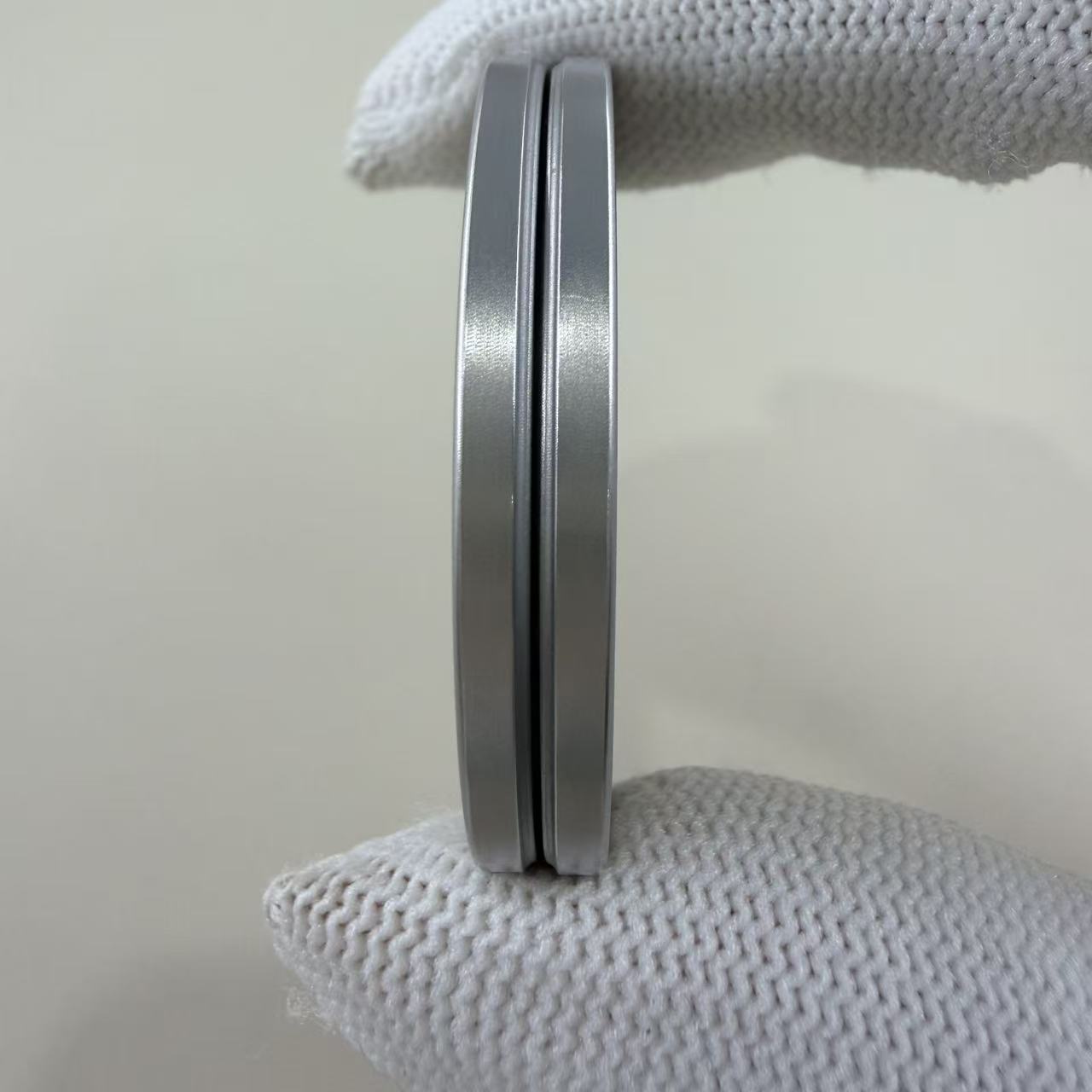 Showdown Mechanical Track Stainless Steel