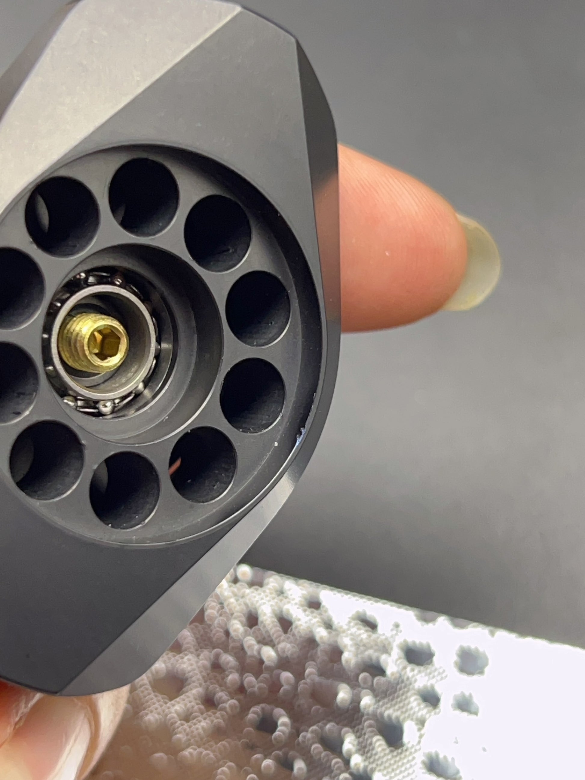 Gravel Zirconium