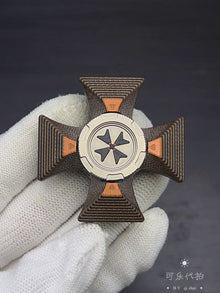Malta Cross G10