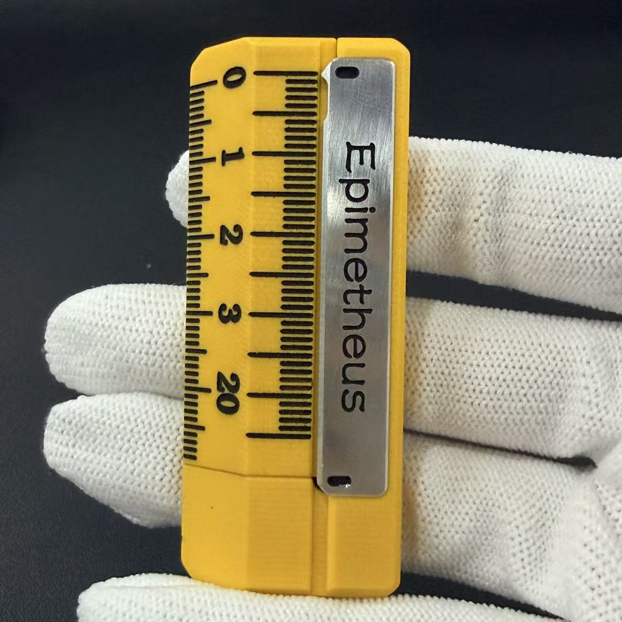 Quirky Ruler G10