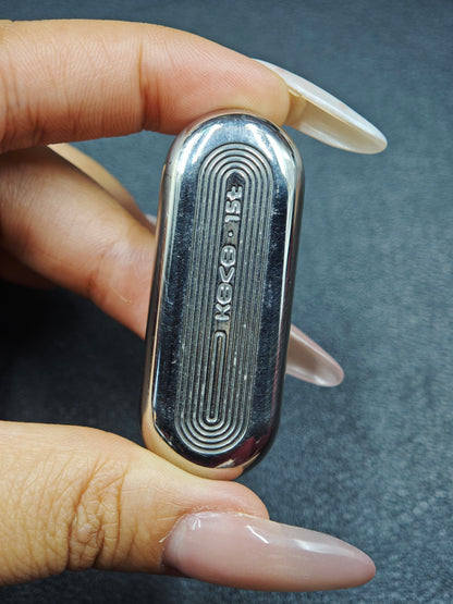 Floating Cloud Titanium
