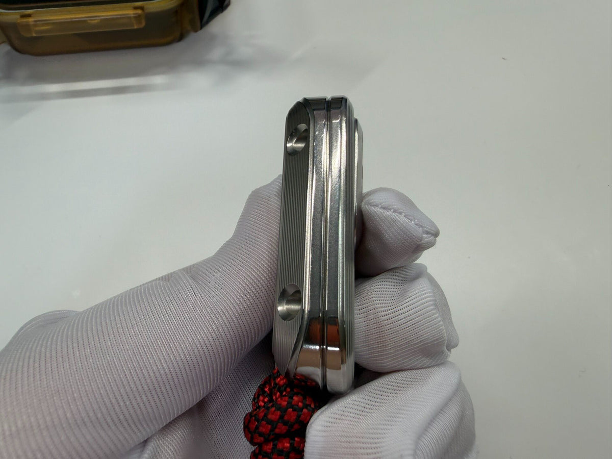 Popping Stainless Steel