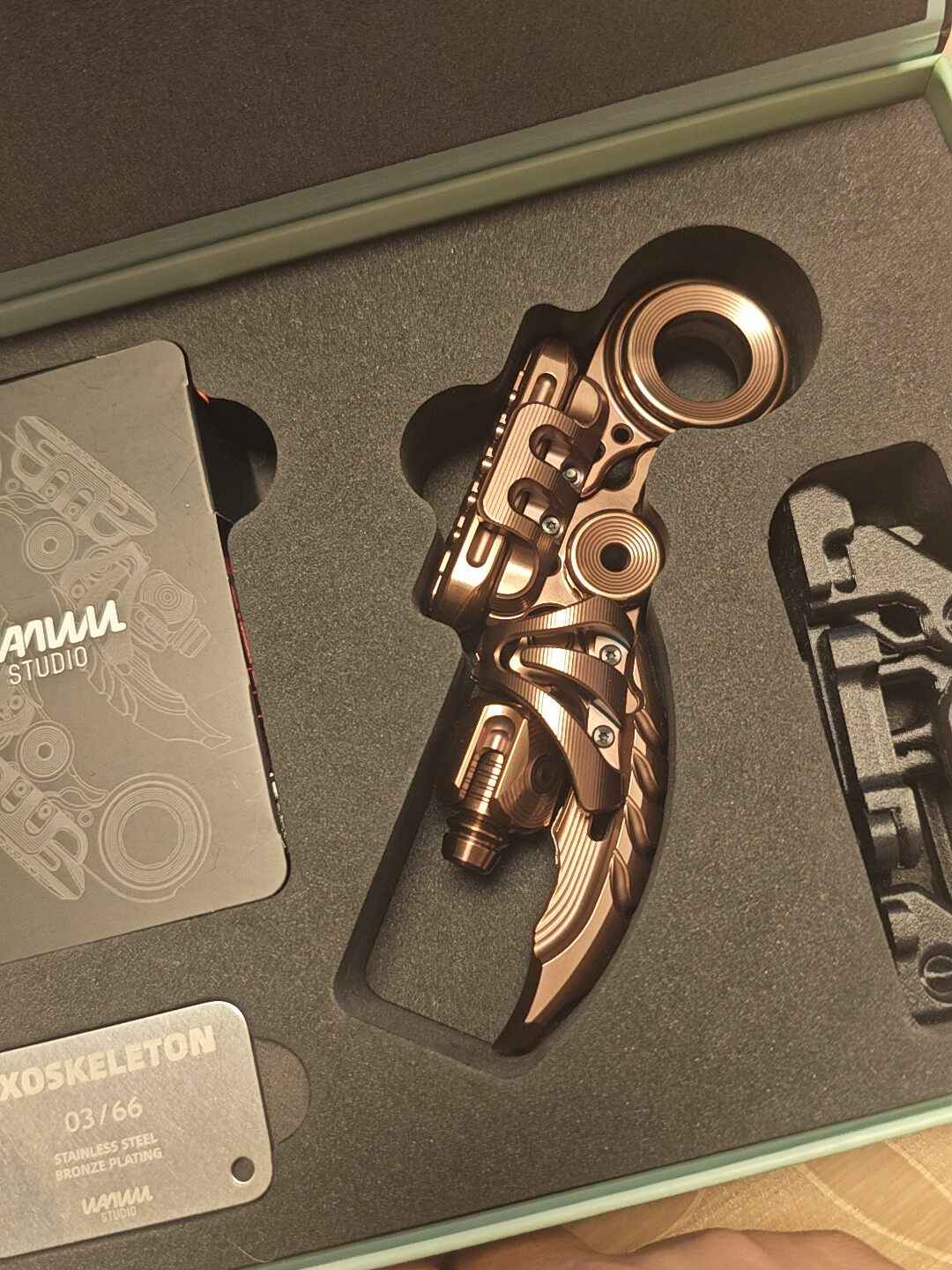 EXOSKELETON Stainless Steel