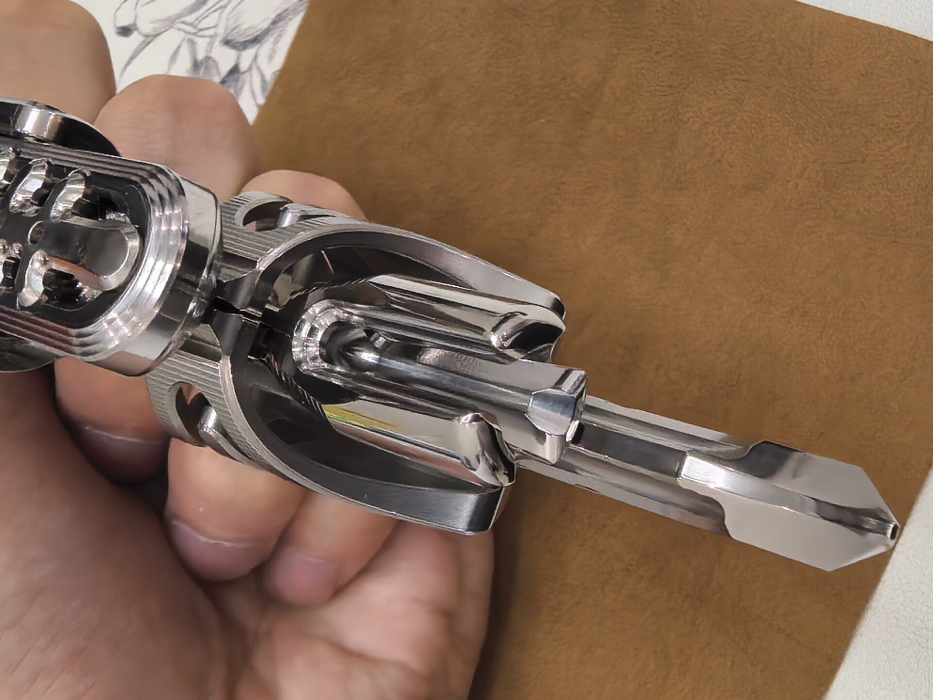 EXOSKELETON Titanium
