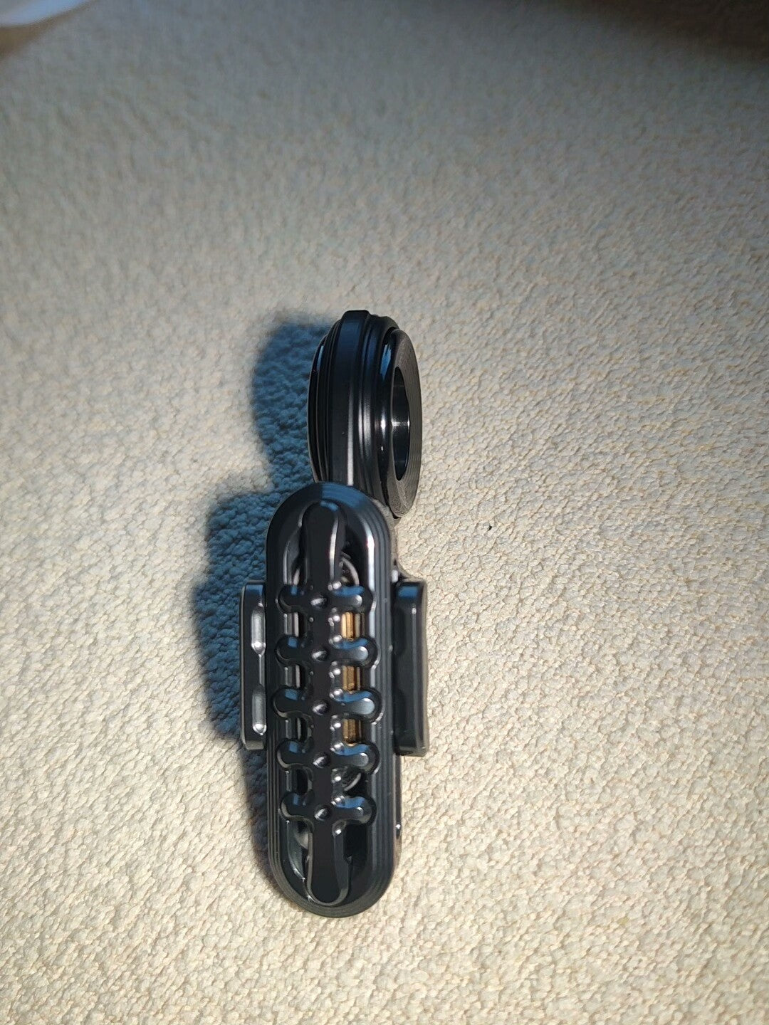 EXOSKELETON, Zirconium