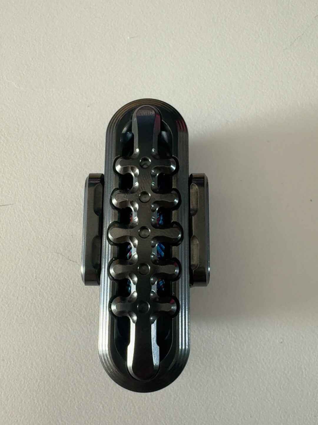 EXOSKELETON Zirconium + Mokuti core