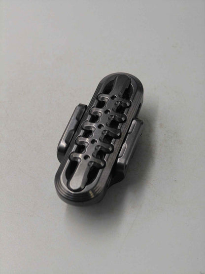 EXOSKELETON, Zirconium, Mokuti
