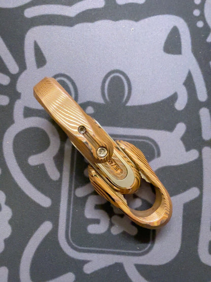 Escaped, Mokume