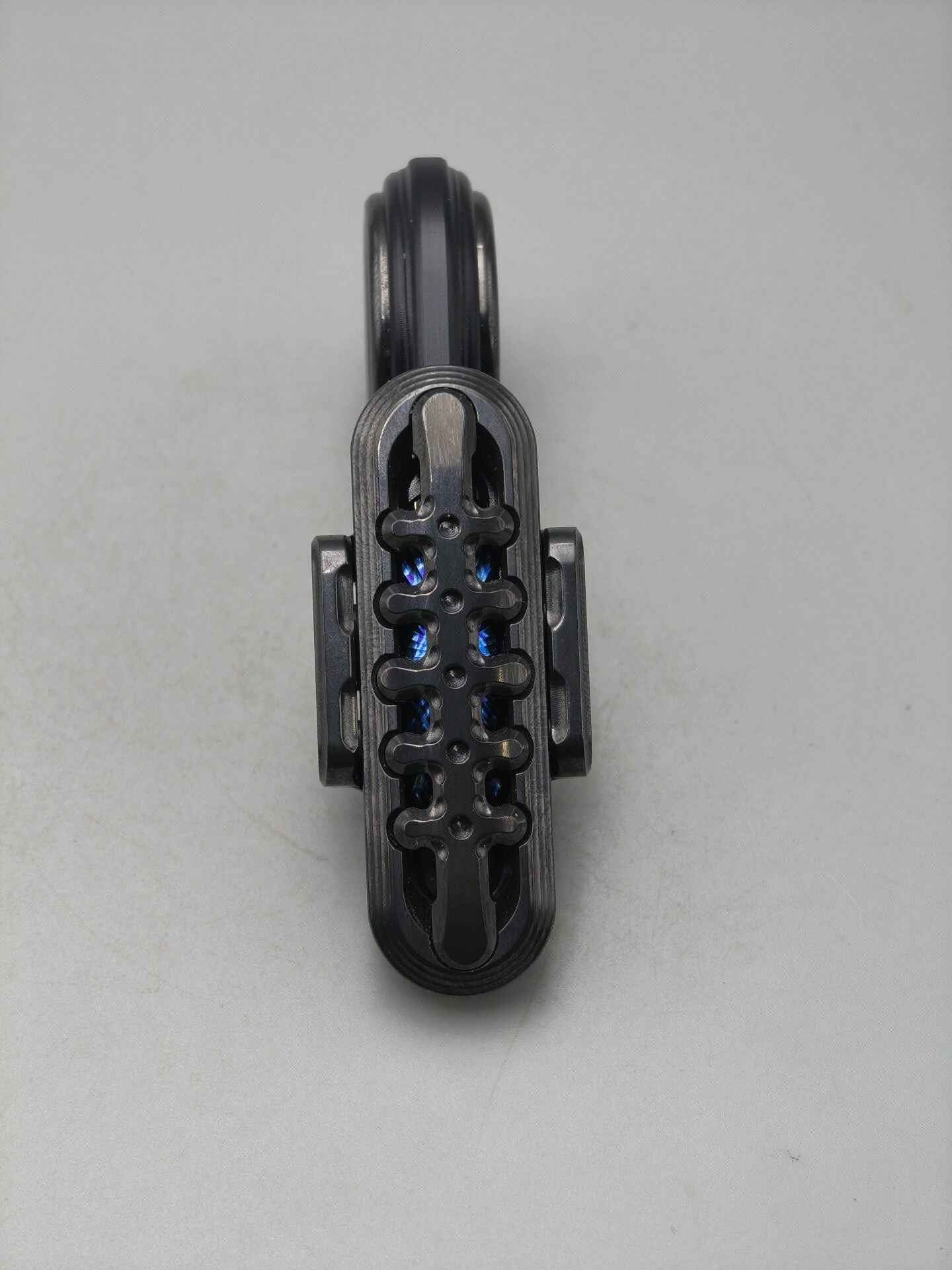 EXOSKELETON Zirconium Mokuti
