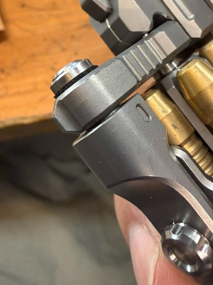 Breaker Titanium