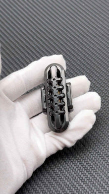 EXOSKELETON Zirconium Mokuti