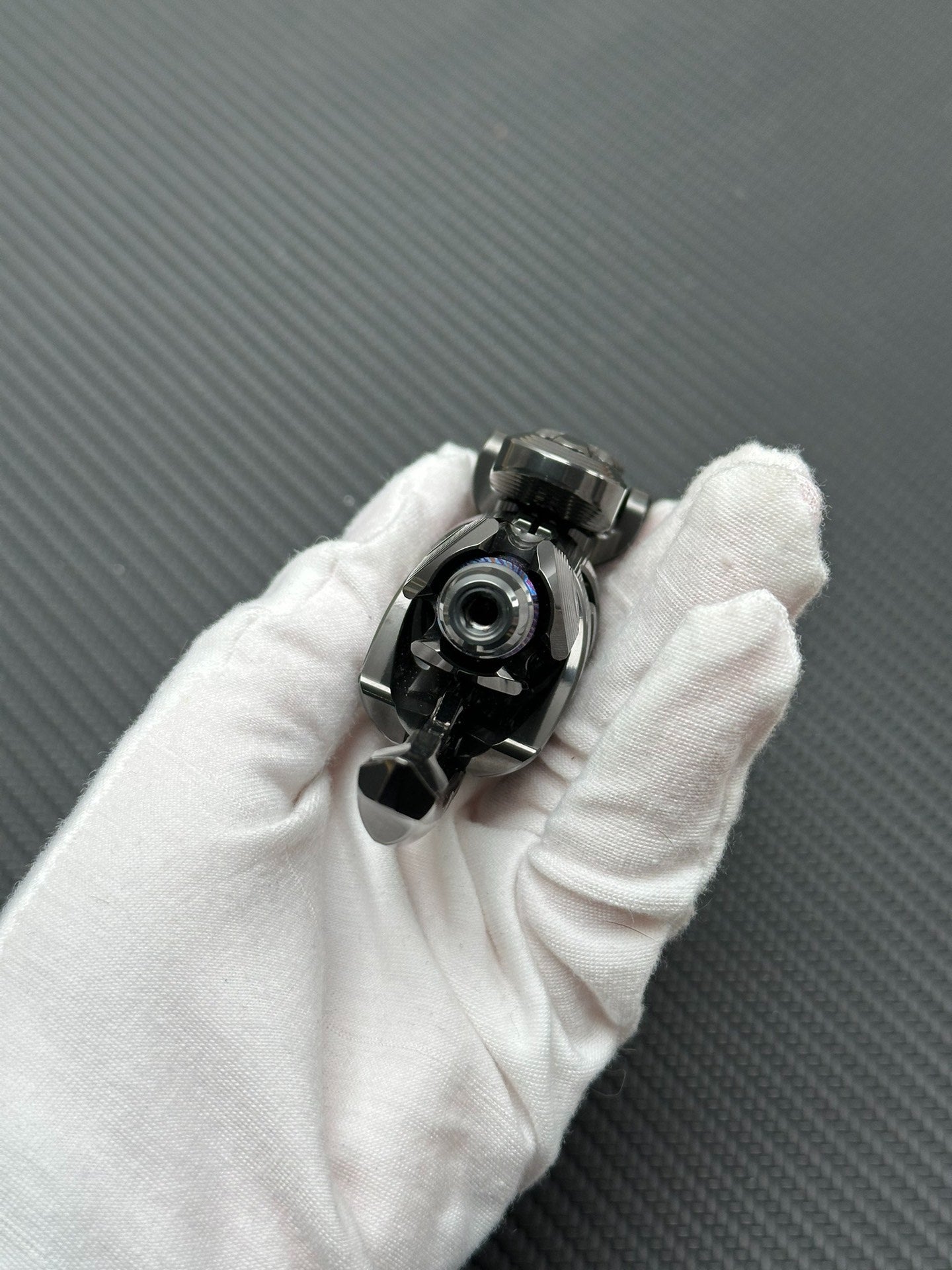 EXOSKELETON Titanium
