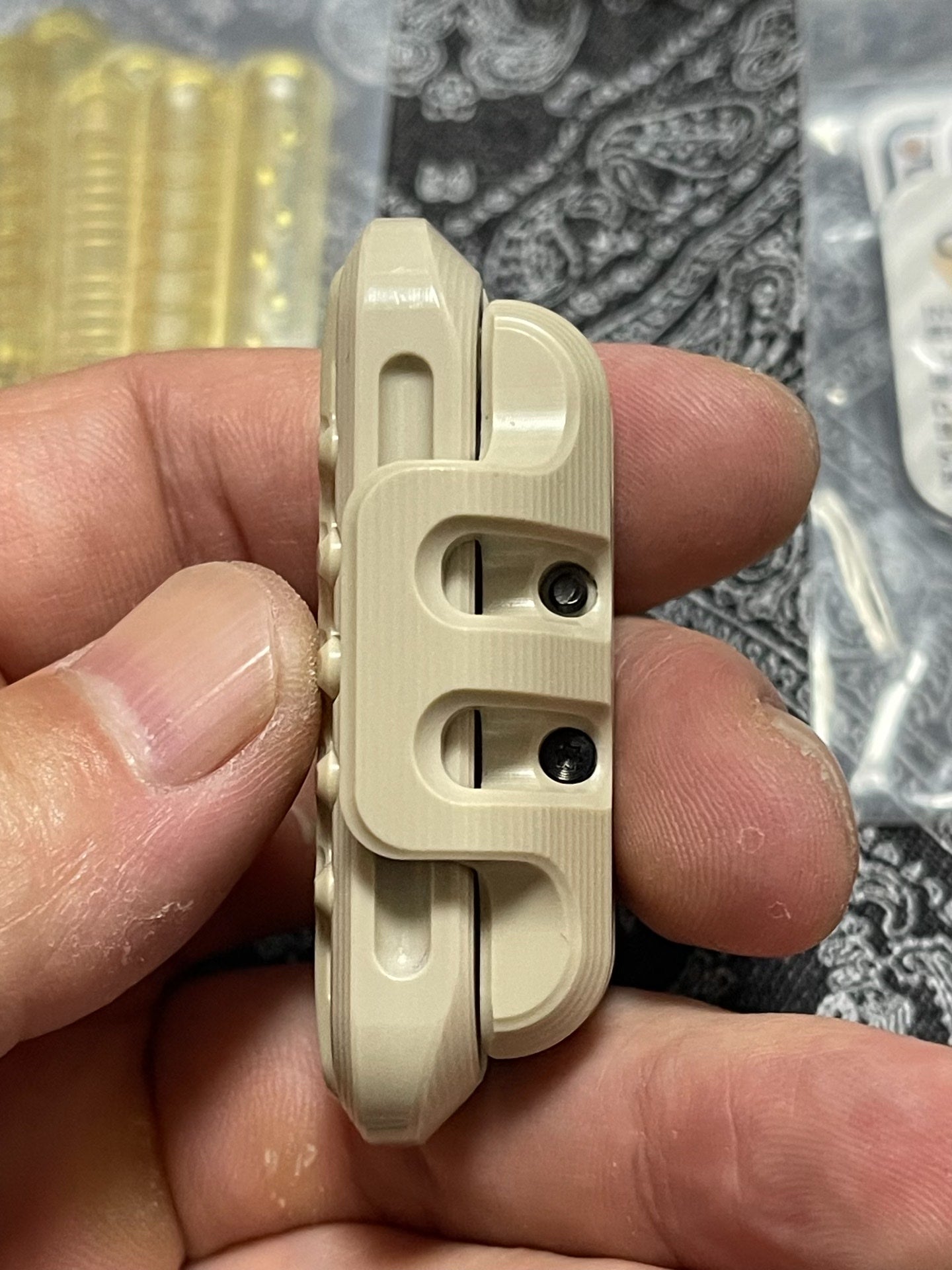 EXOSKELETON PEEK