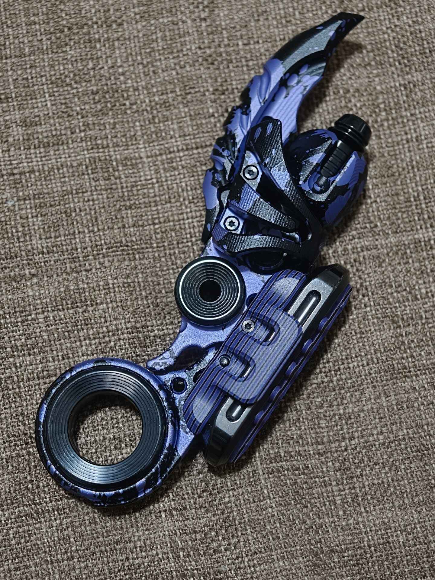 EXOSKELETON Stainless Steel