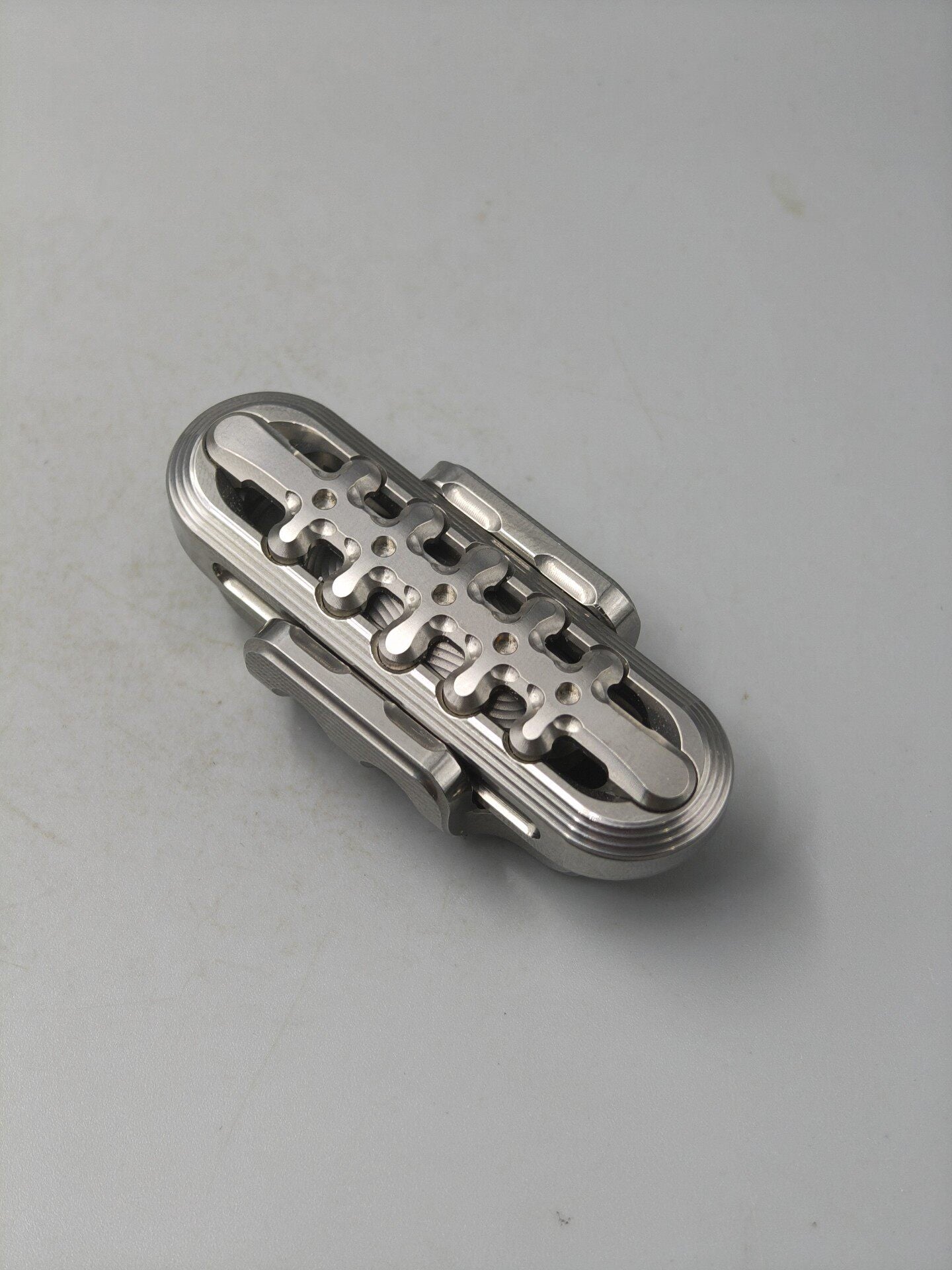 EXOSKELETON, Titanium