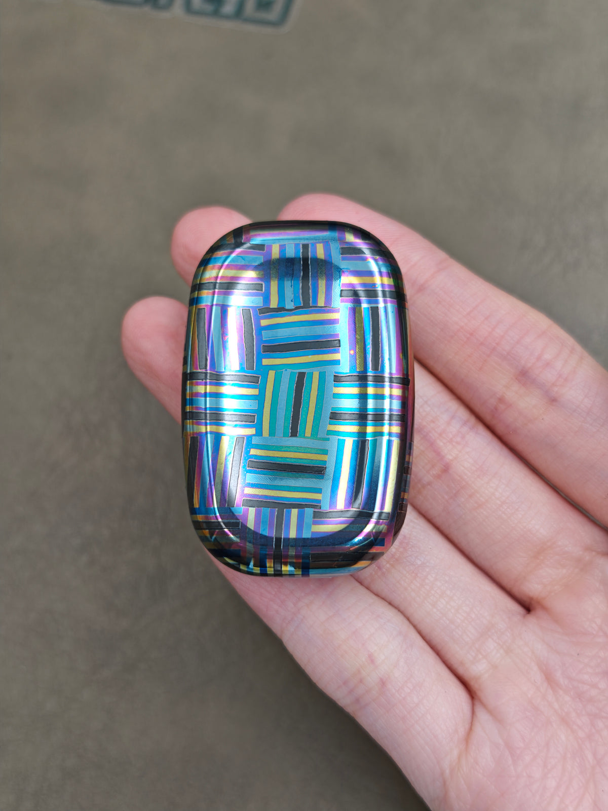 A Friend Zircuti