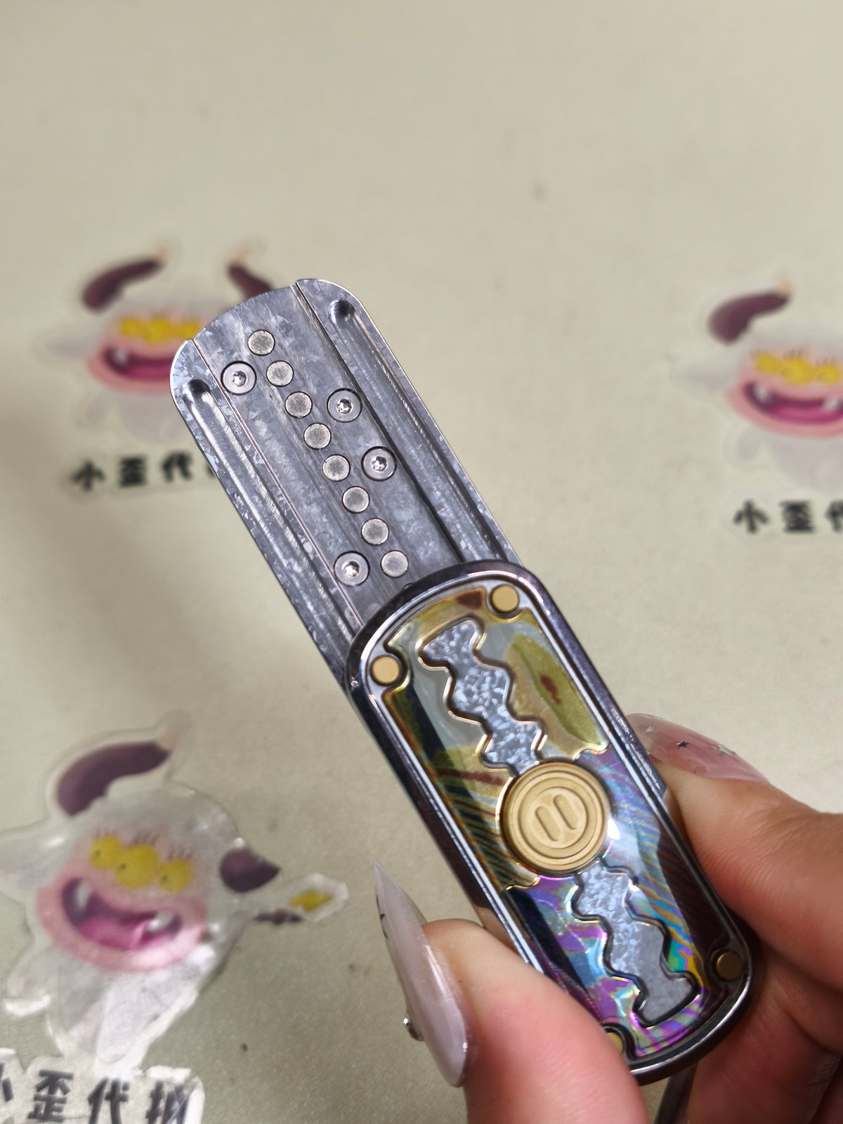Razor Edge Crystallized Titanium