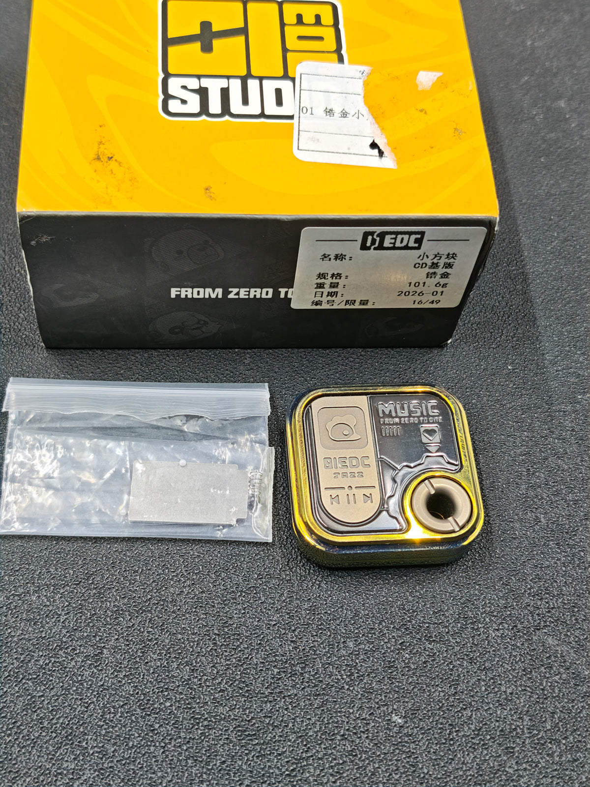 CD Base Zirconium