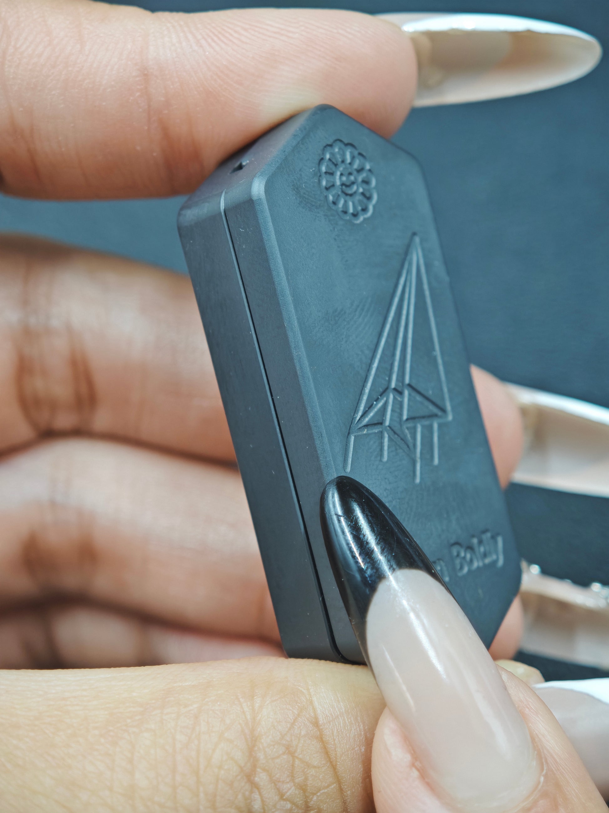 Plane Zirconium