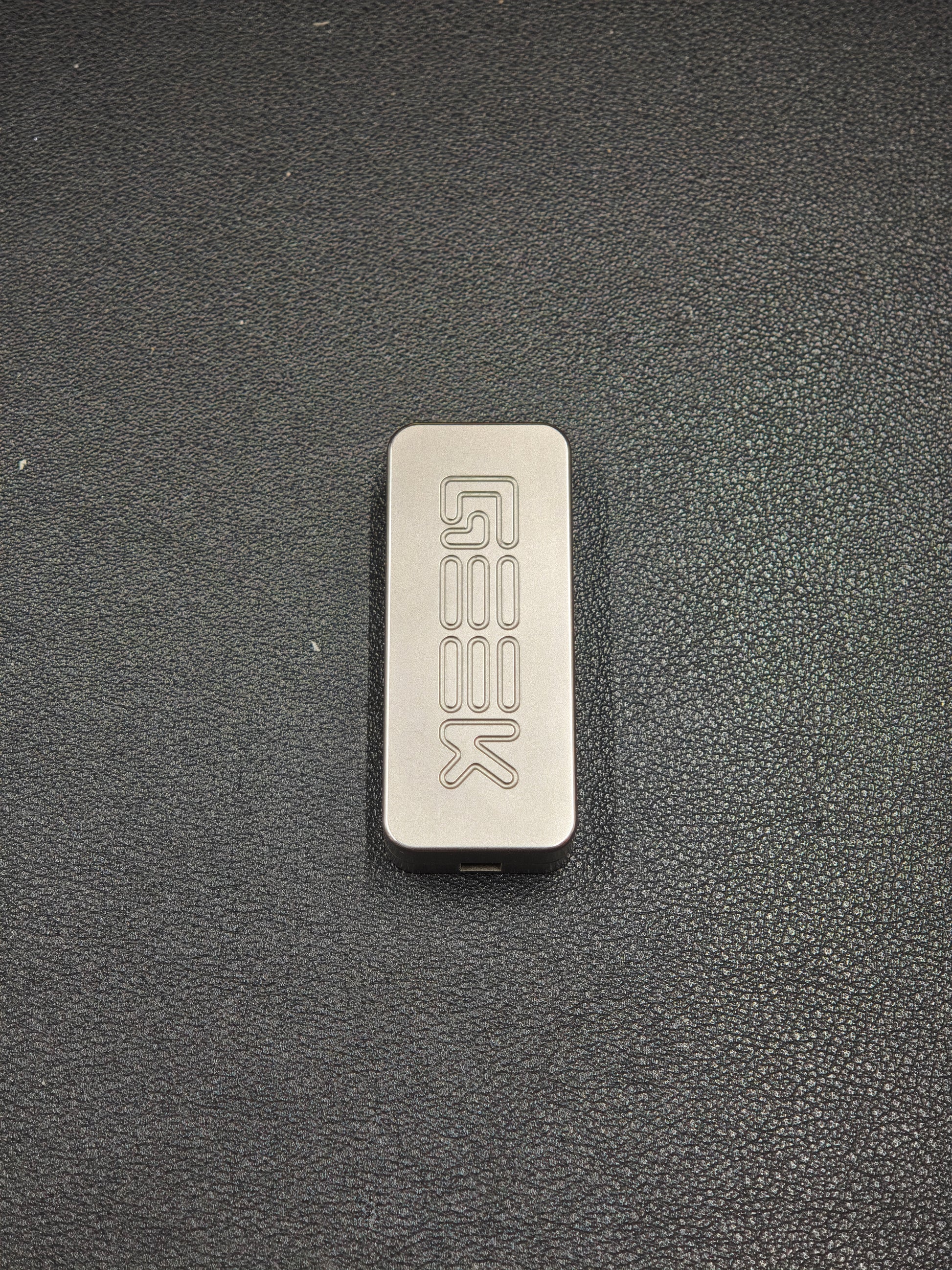 Mini Brick Titanium