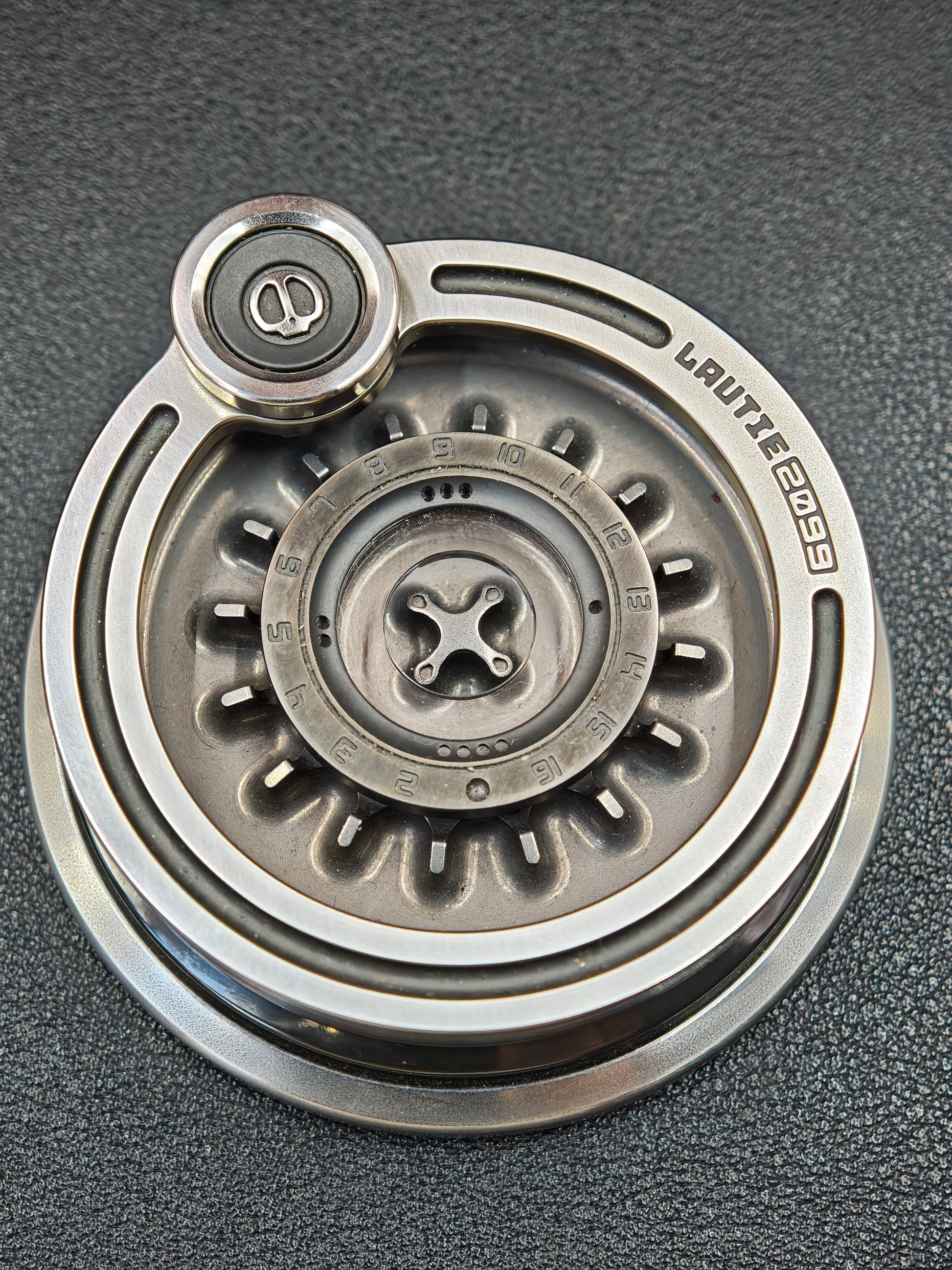 Carnival Roulette Zirconium