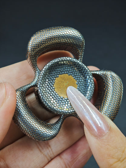 Superconductor