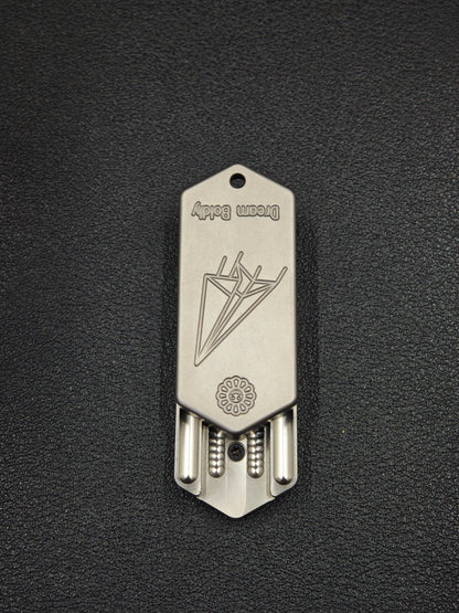 Plane Titanium