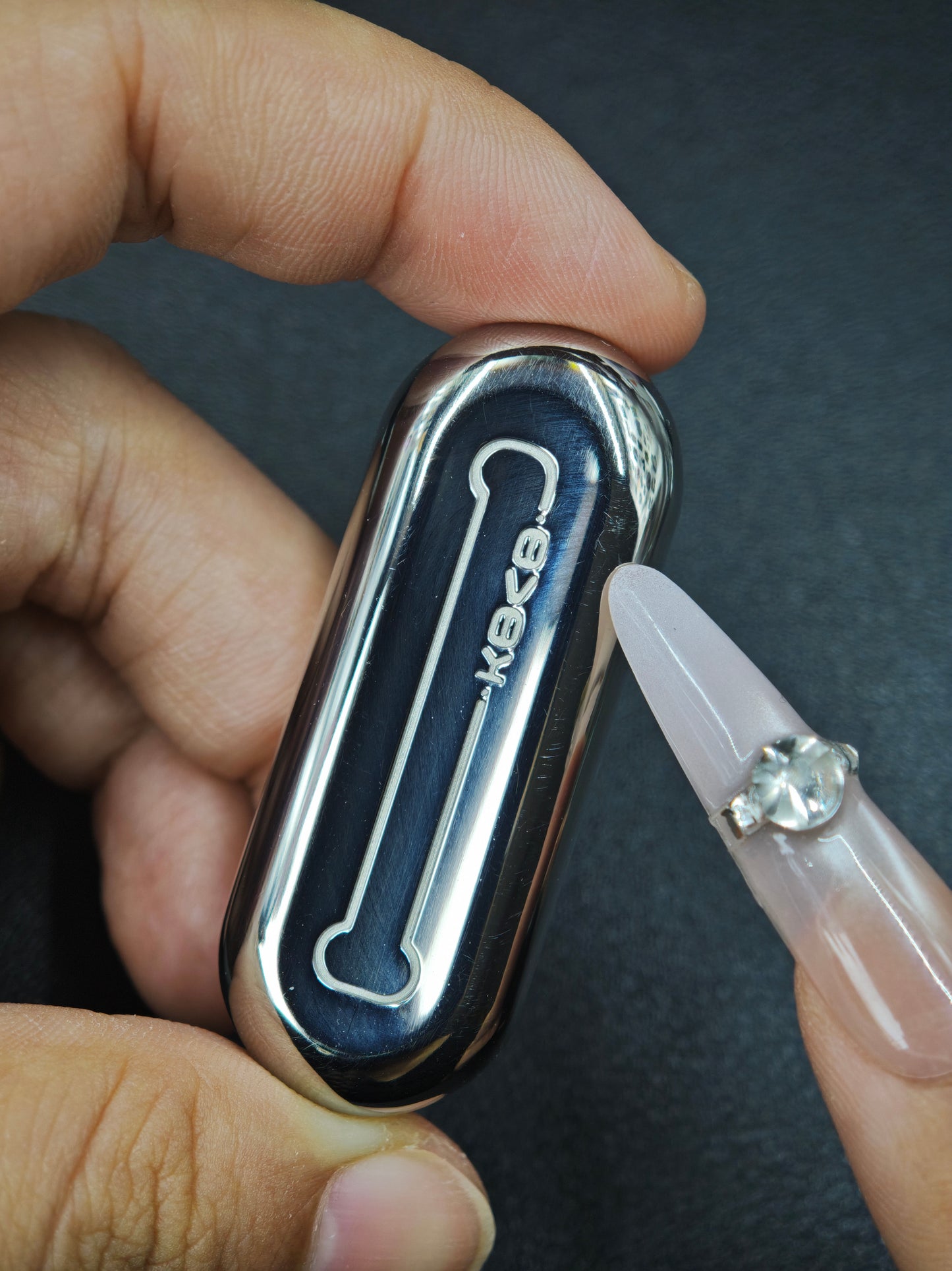 Floating Cloud Titanium