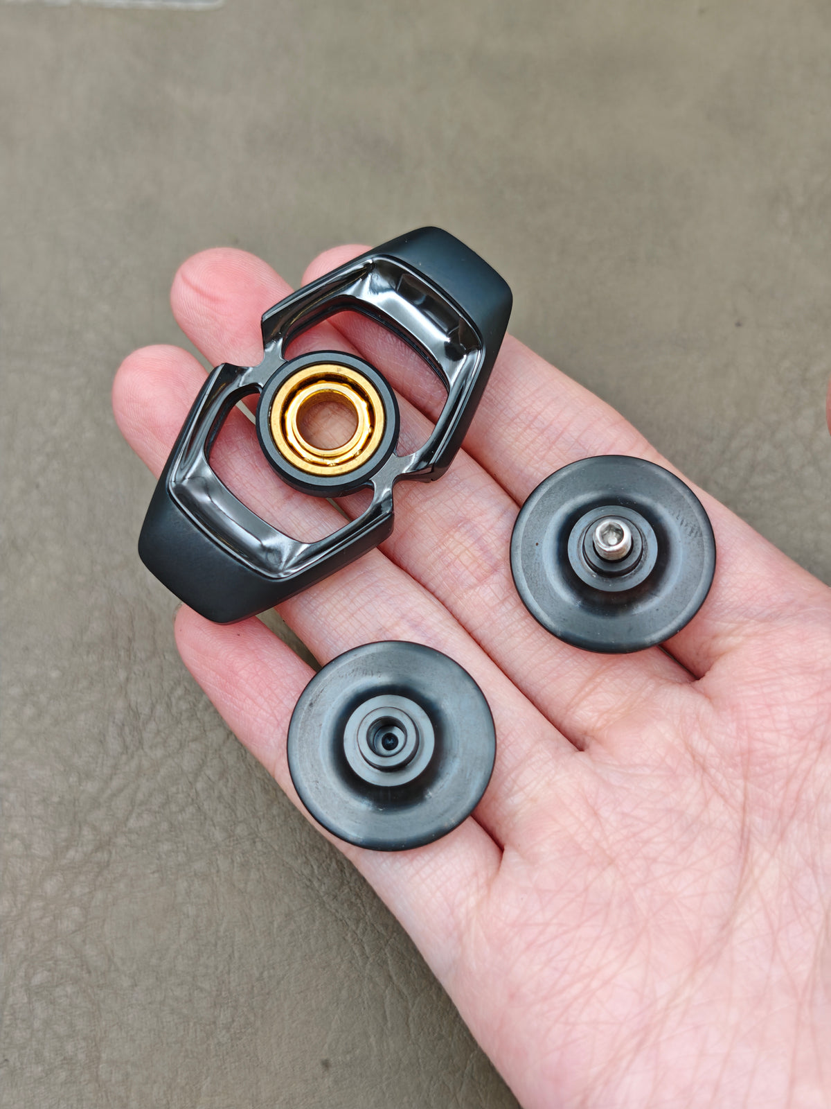 Liquid Zirconium