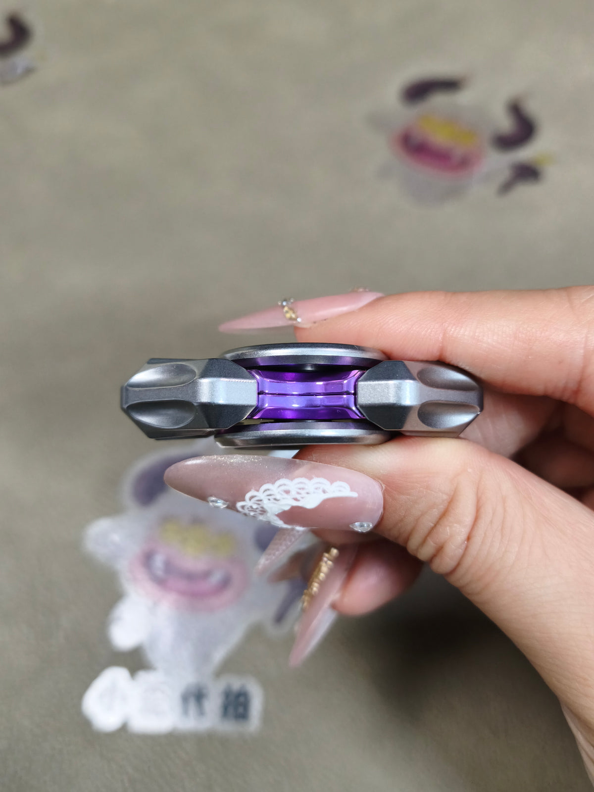 Spin Titanium Anodized