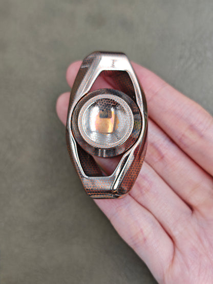 Er Niu Superconductor