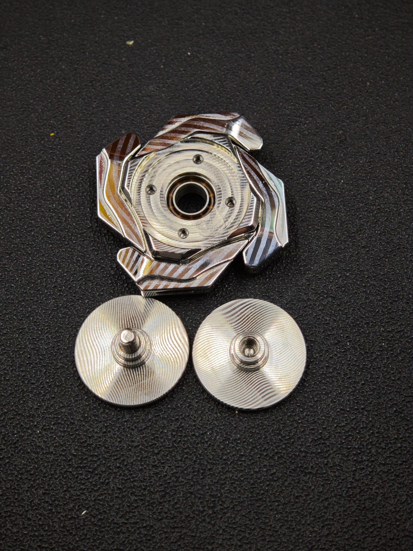 Haze Shell Opening Damasteel