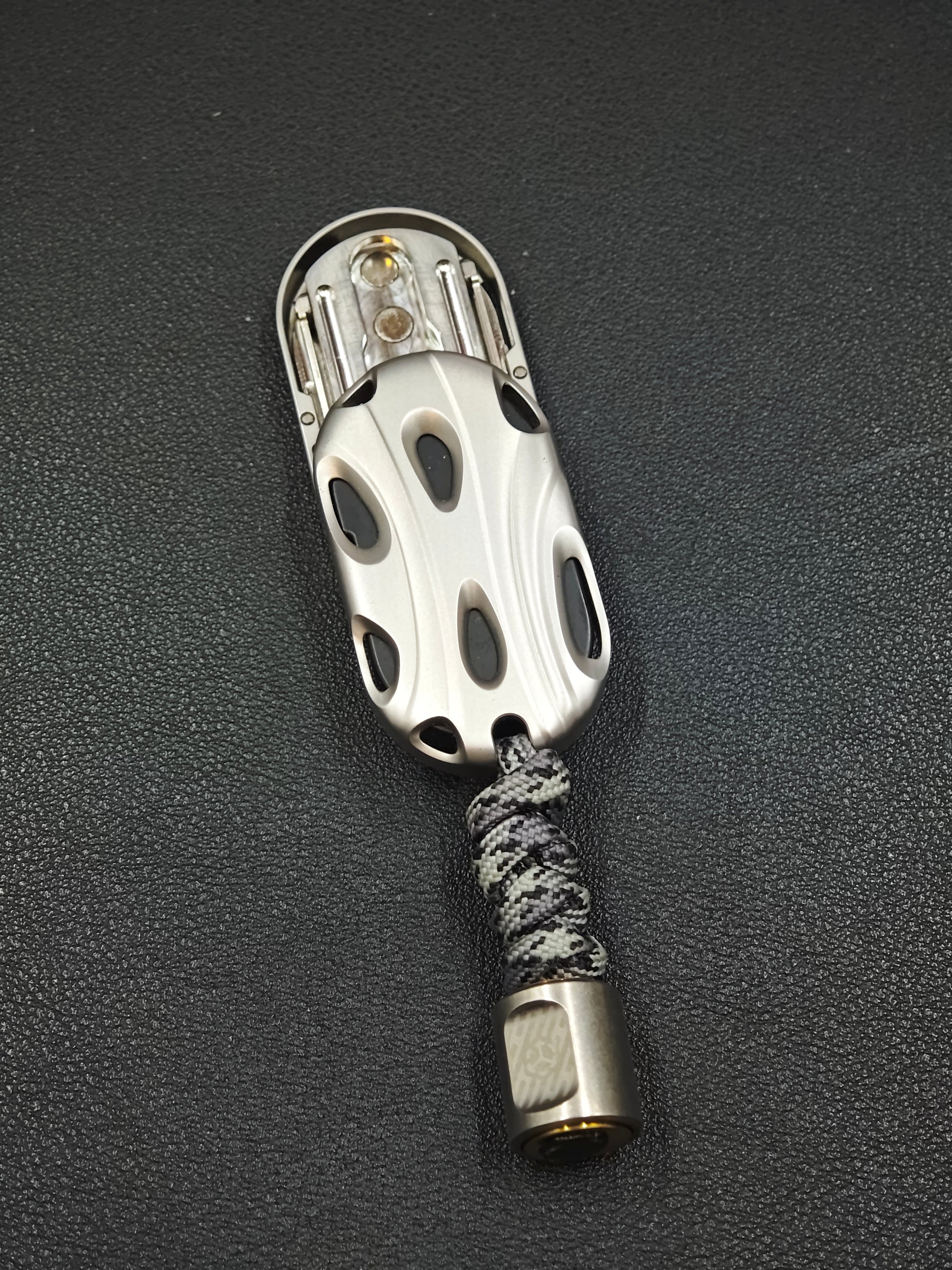 Lag Stainless Steel