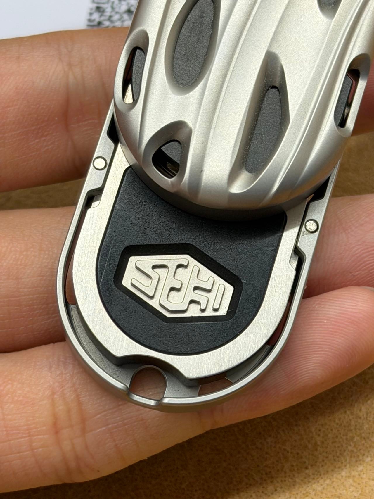 Lag Stainless Steel