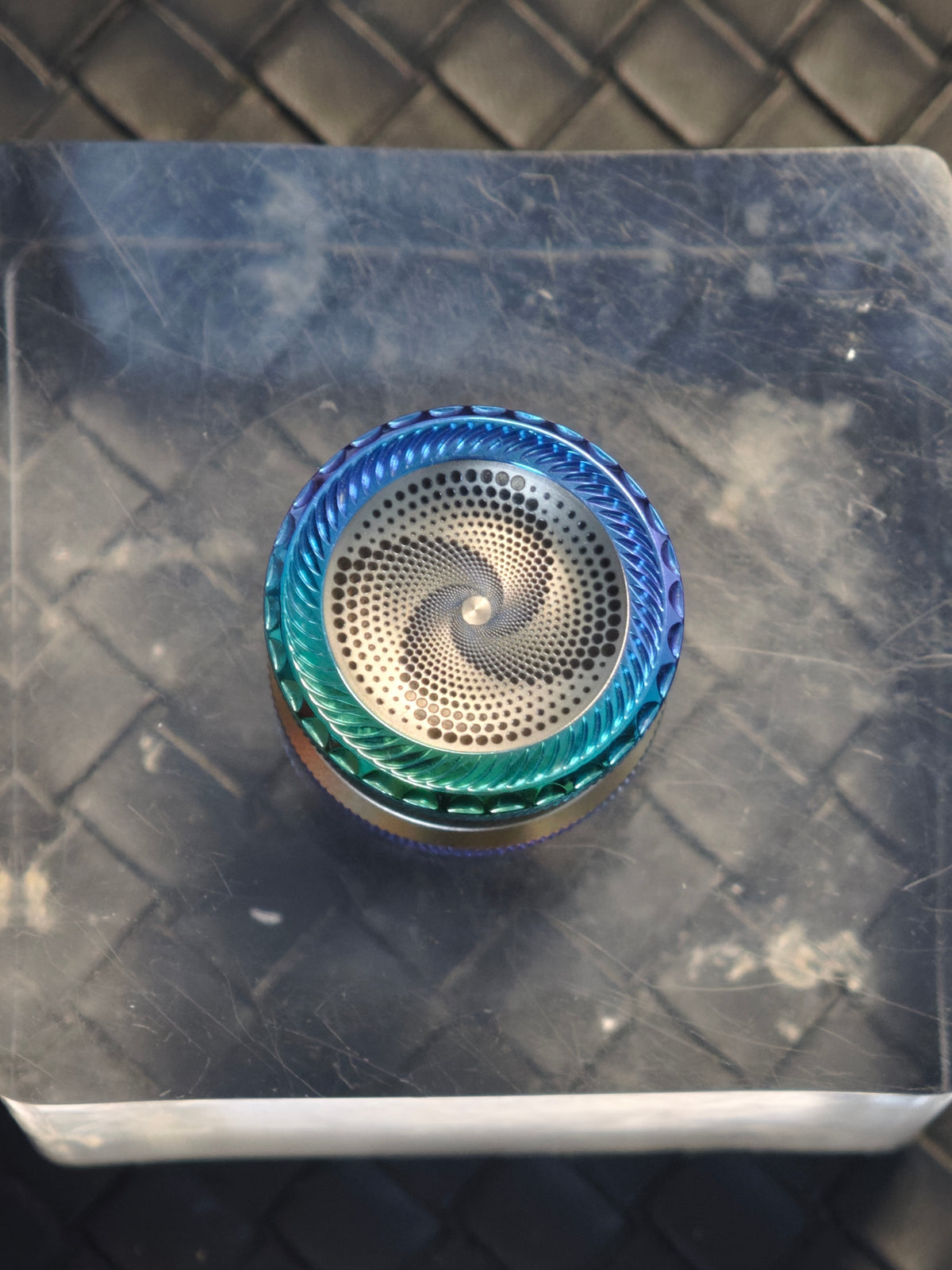 Qixuan Titanium