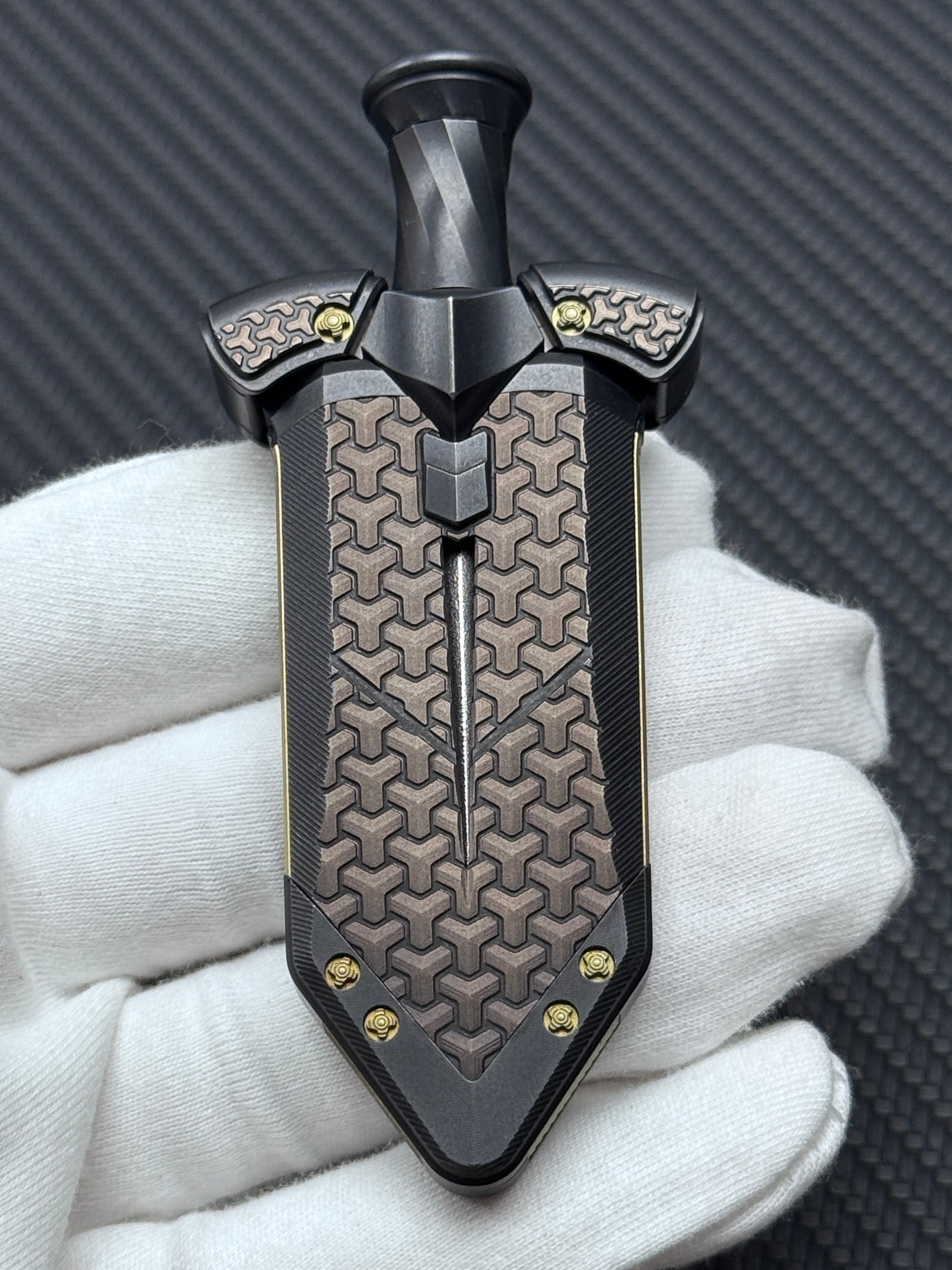 Pangolin General Lake Sword Titanium