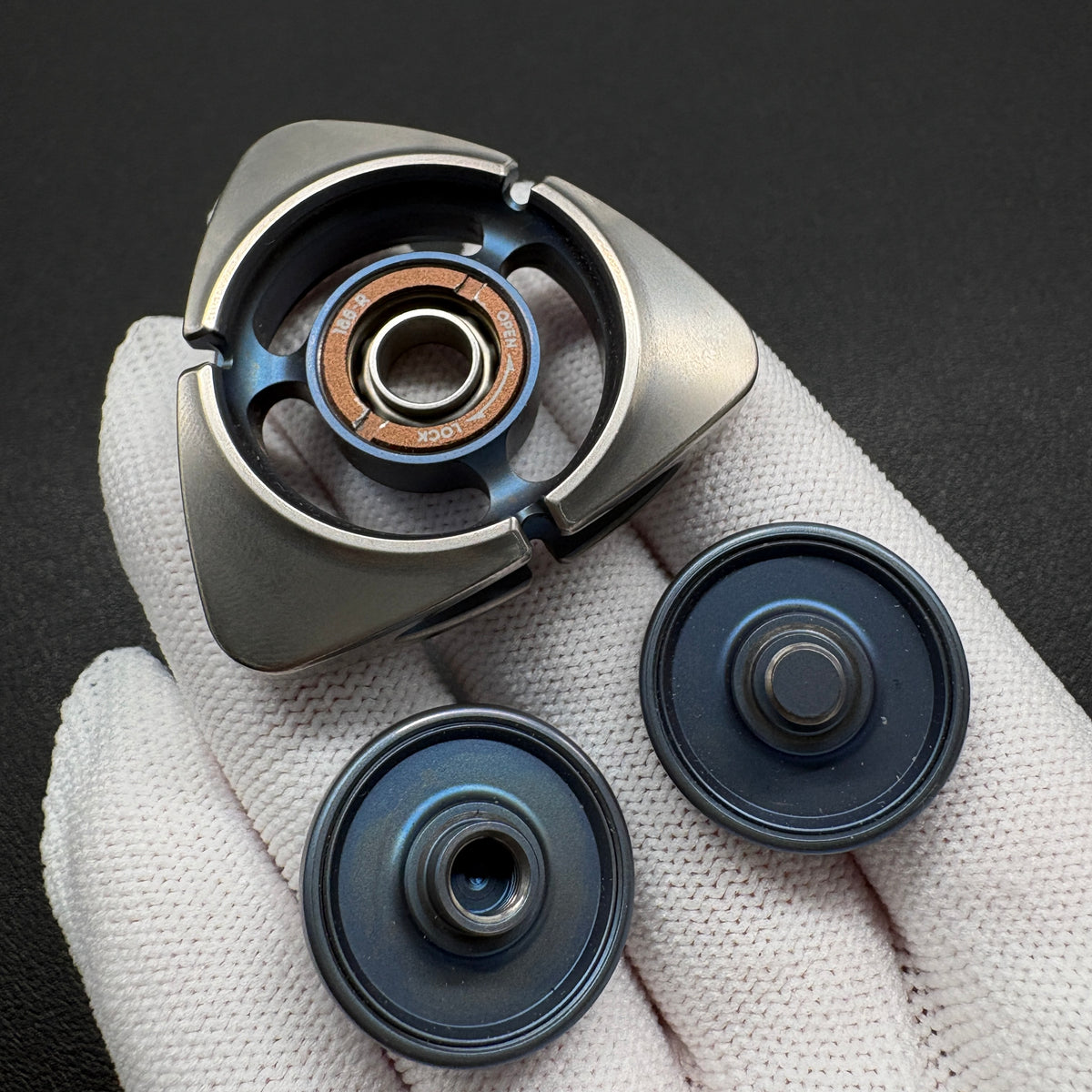 BIT 04 Titanium