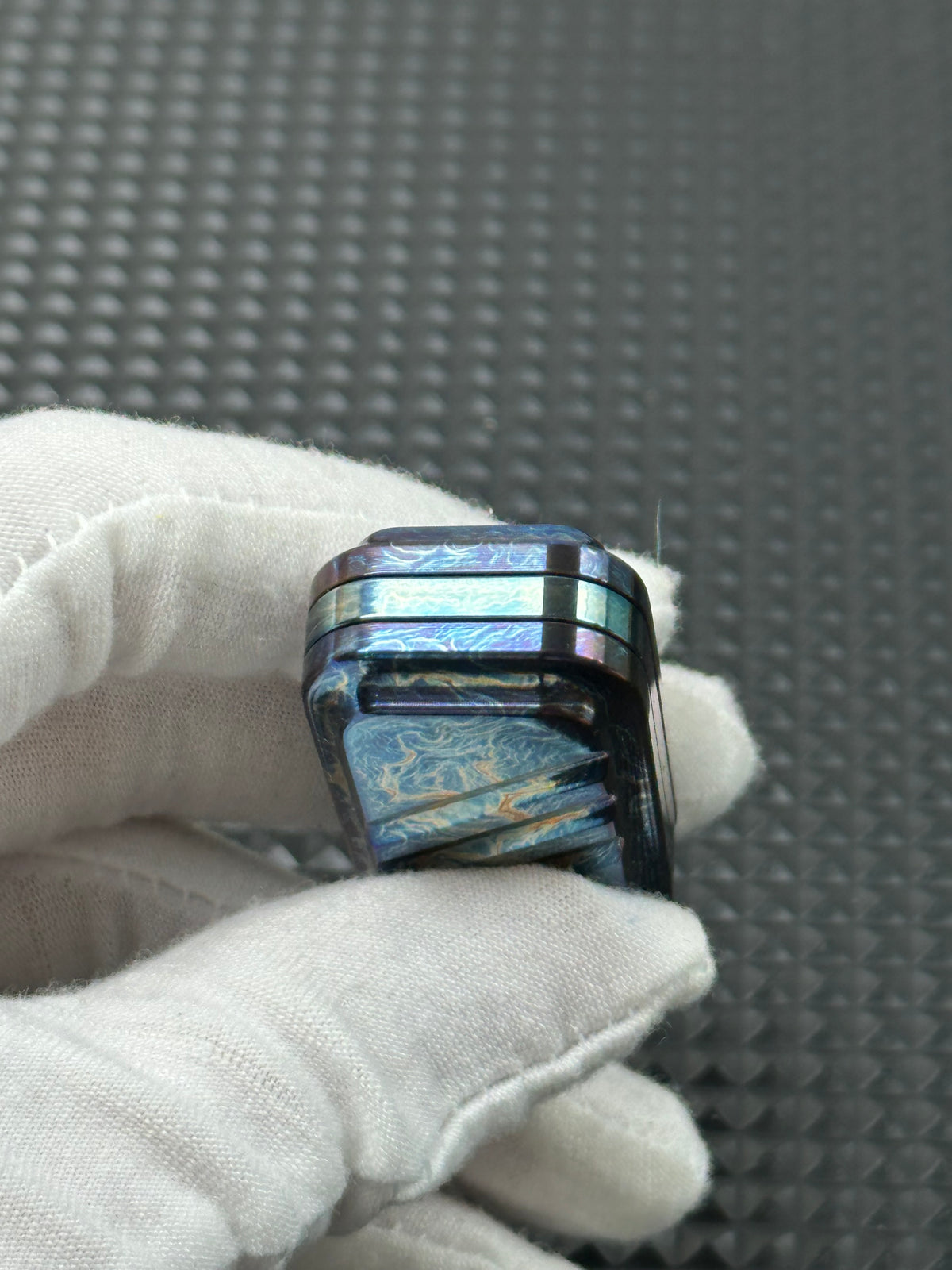 Lucky Candy Titanium