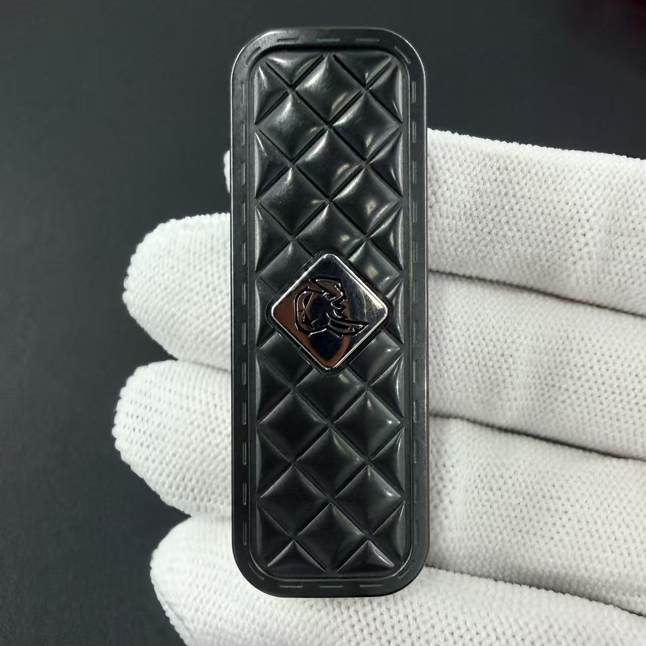 Feng Ling Zirconium