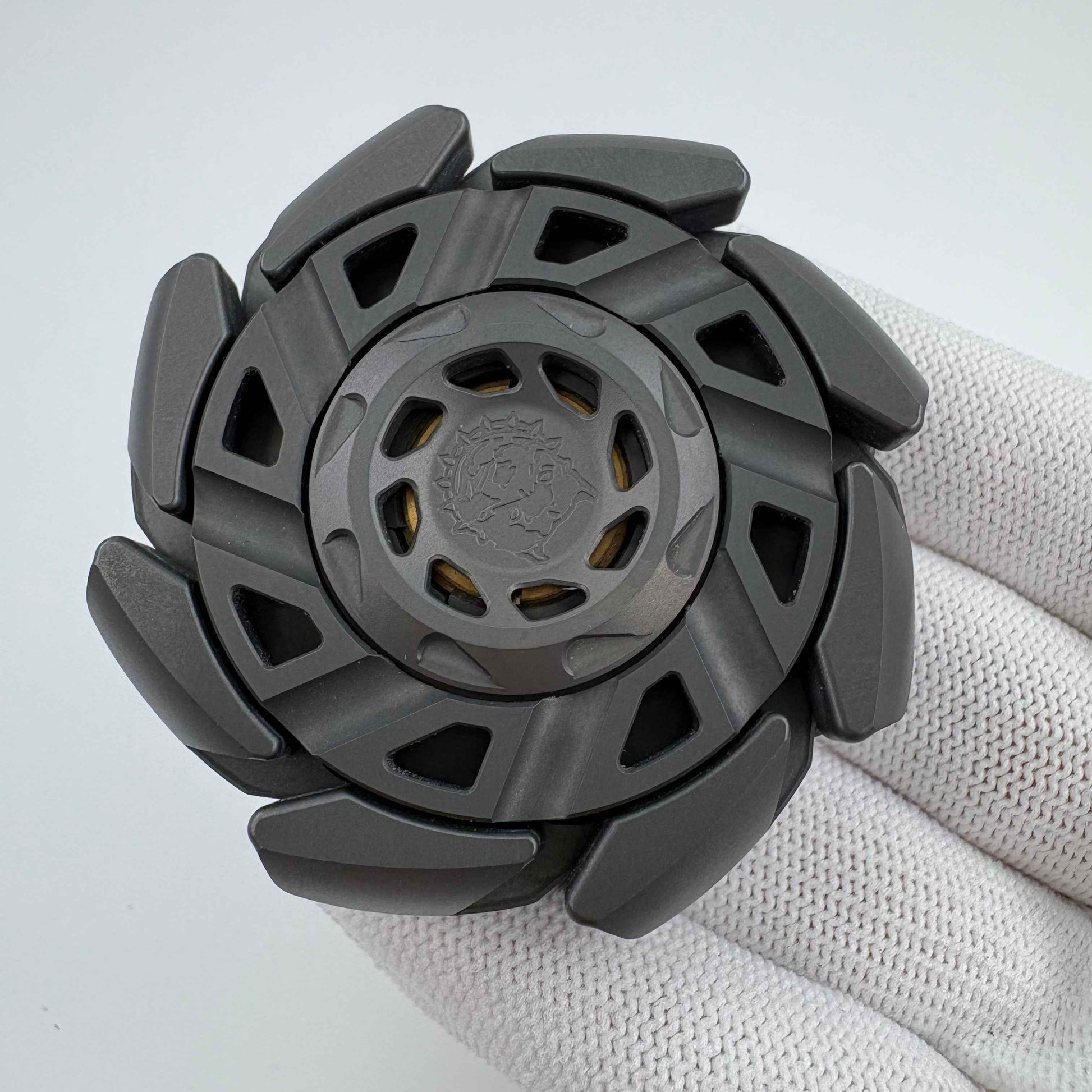 Eight Armor Initial Link Zirconium