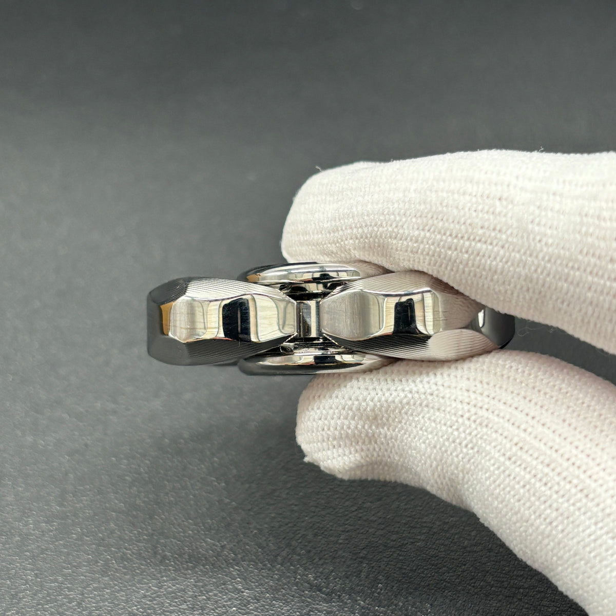 Zekk Stainless Steel Polished