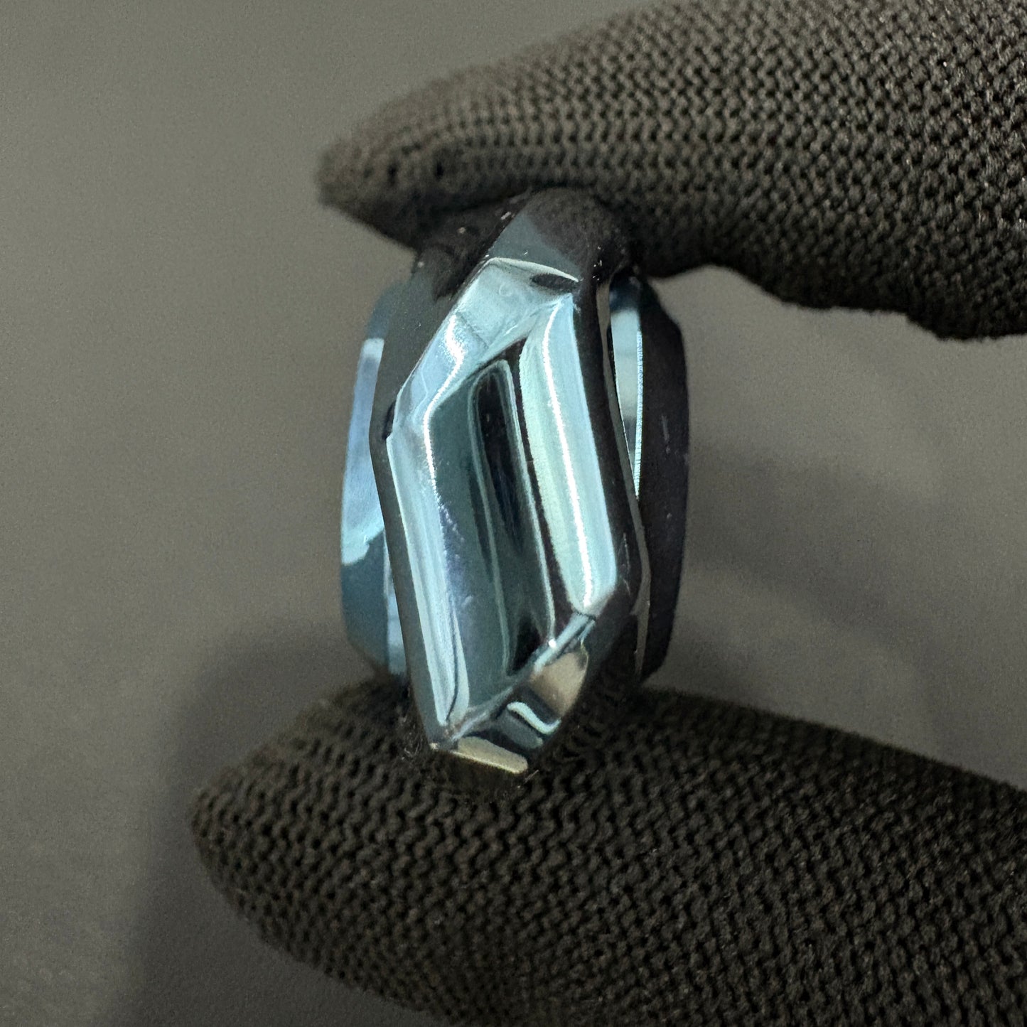 Er Niu Zirconium