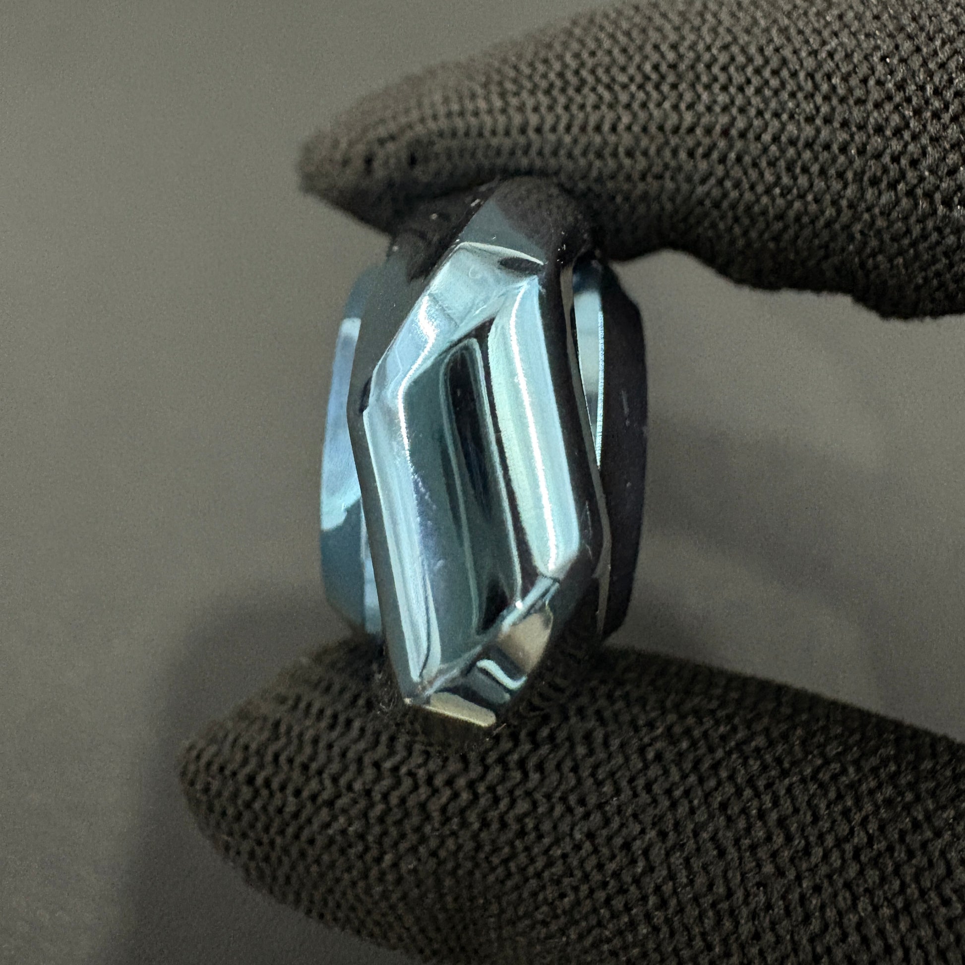 Er Niu Zirconium