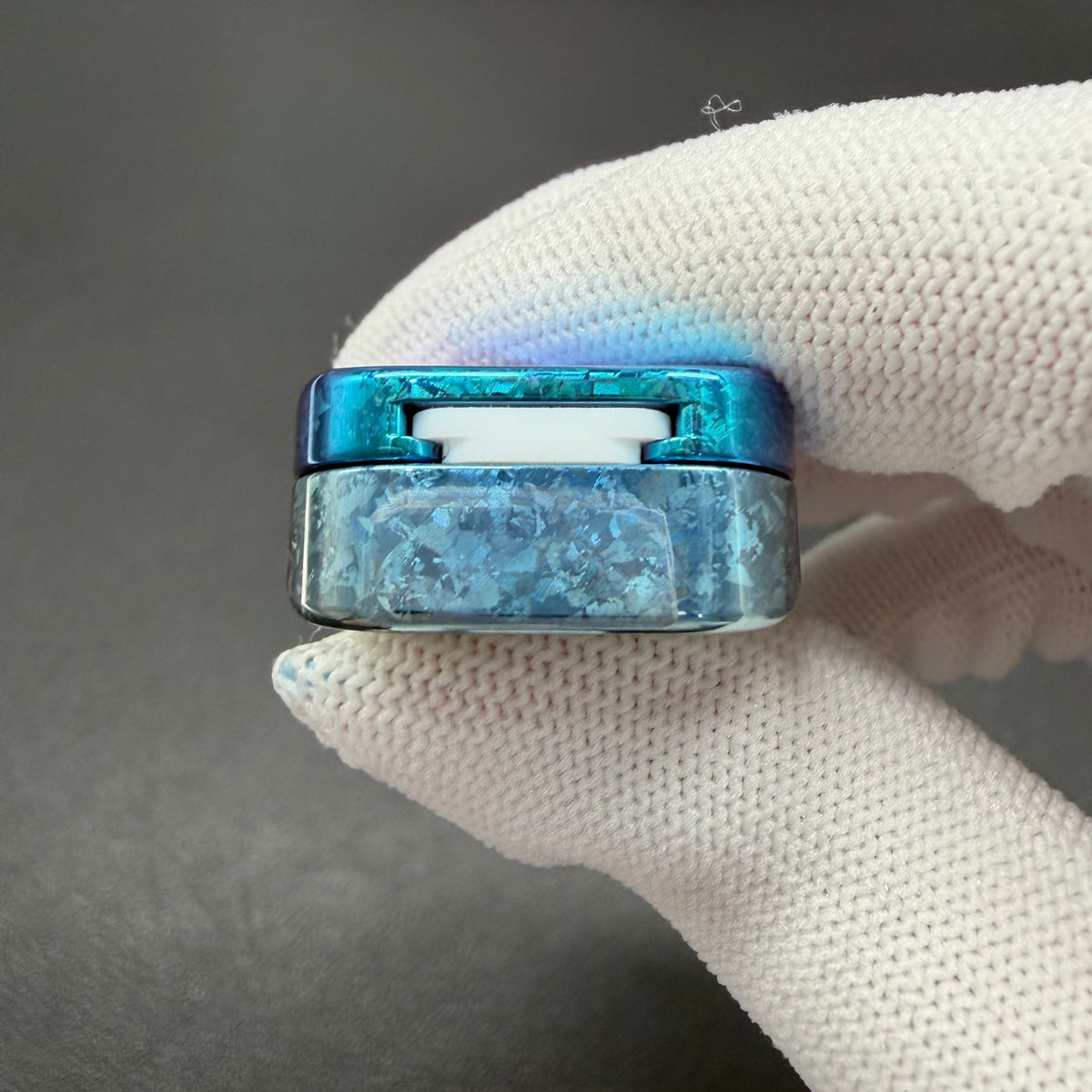 POPO Crystallized Titanium