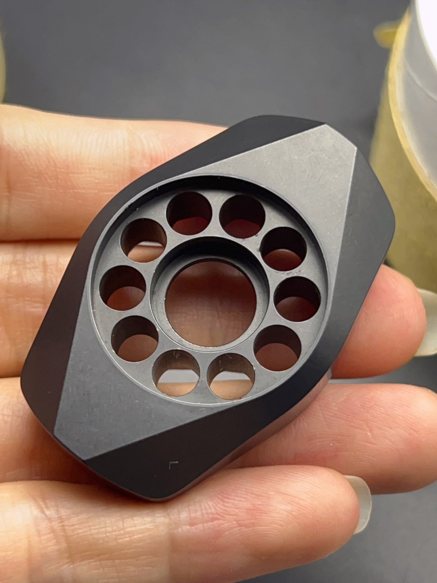 Gravel Zirconium